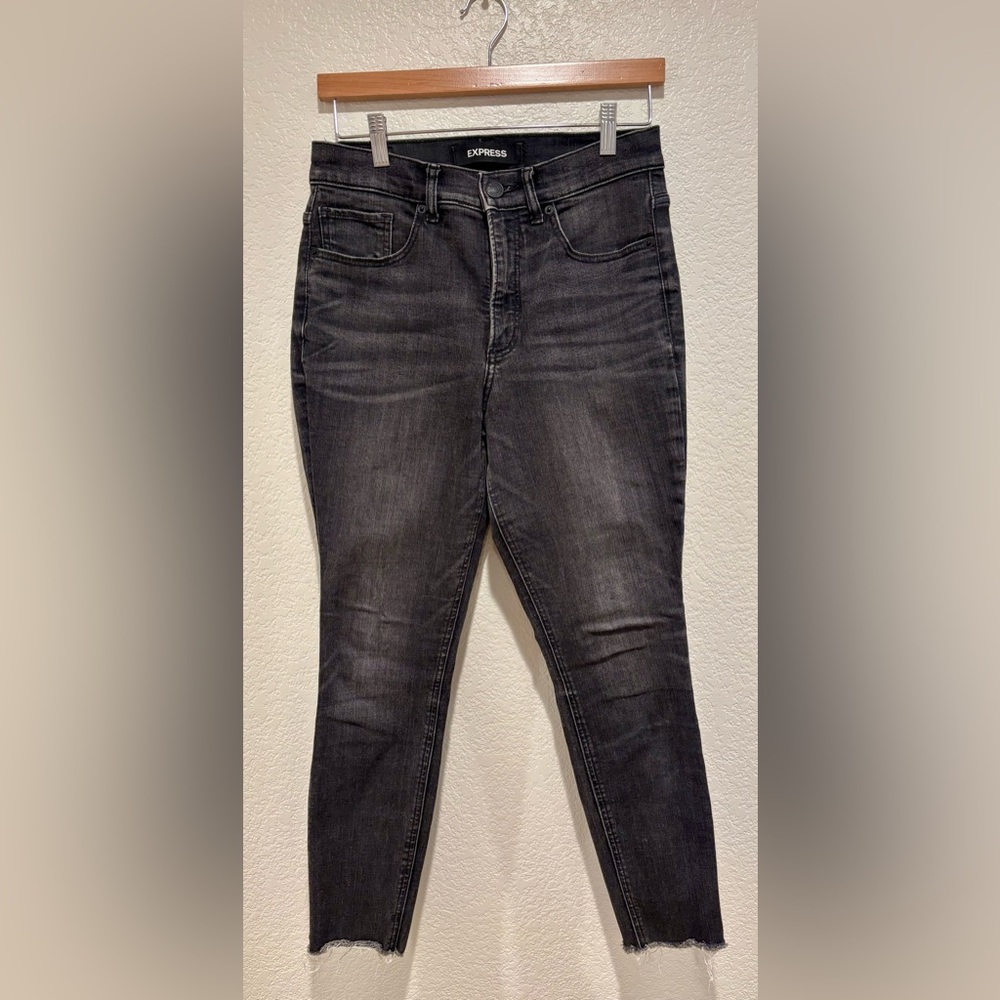 Express- Perfect Curves gray Legging high rise.